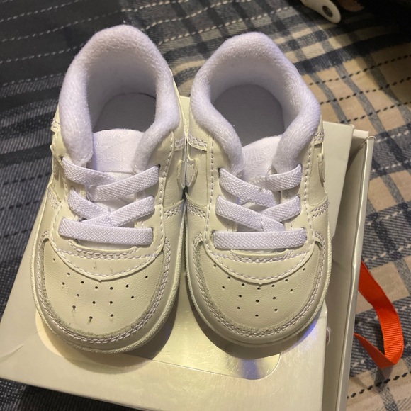 Infant Forces - Picture 2 of 3